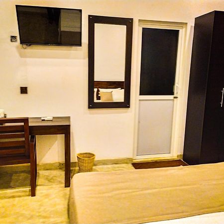 أنرادابورام Isi Arana Eco Villa الغرفة الصورة